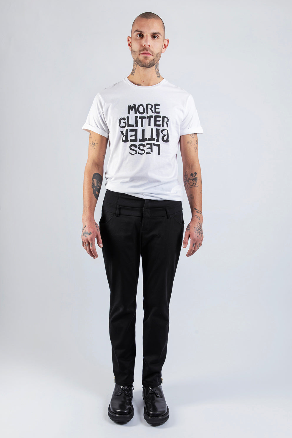 esther-perbandt-more-glitter-t-shirt-herren-wei-bio-baumwolle image 4