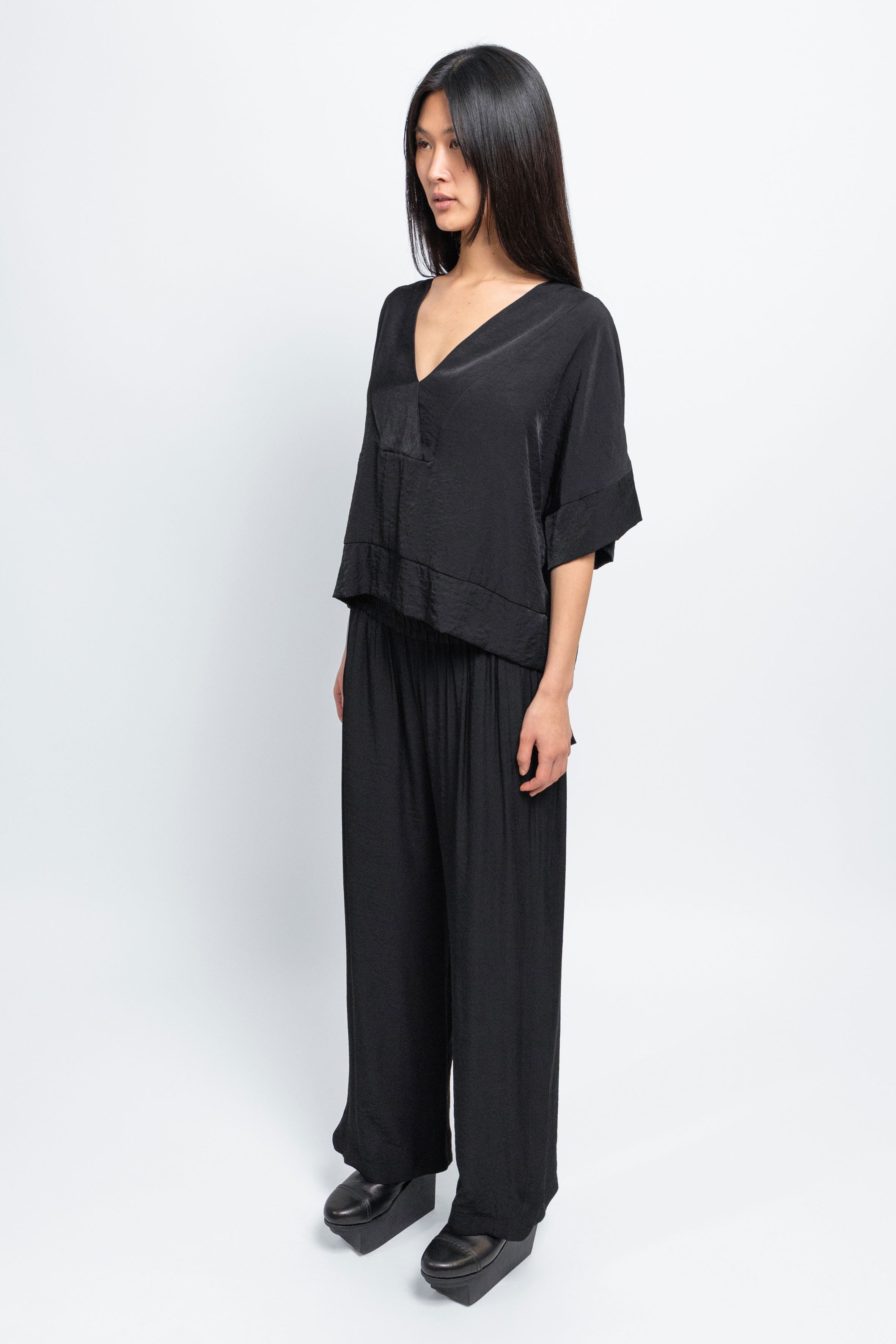 esther-perbandt-atelier-long-hose-damen-schwarz-weit-viskose image 6