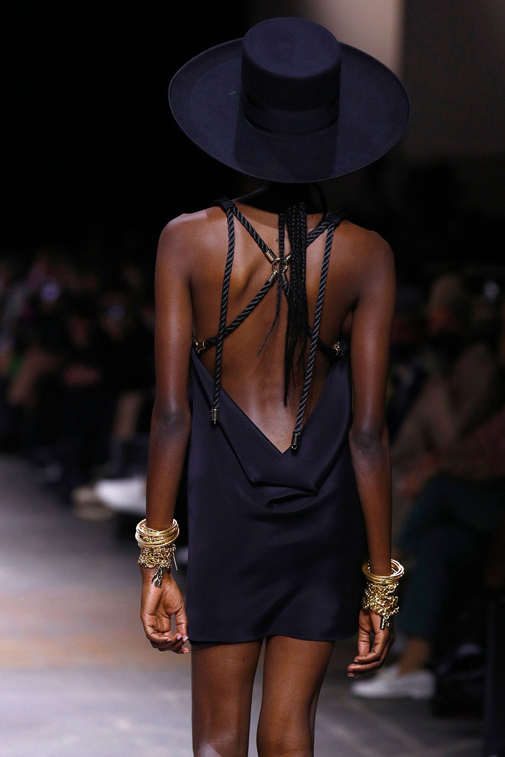 esther-perbandt-rope-kleid-damen-schwarz-seide-kurz image 8
