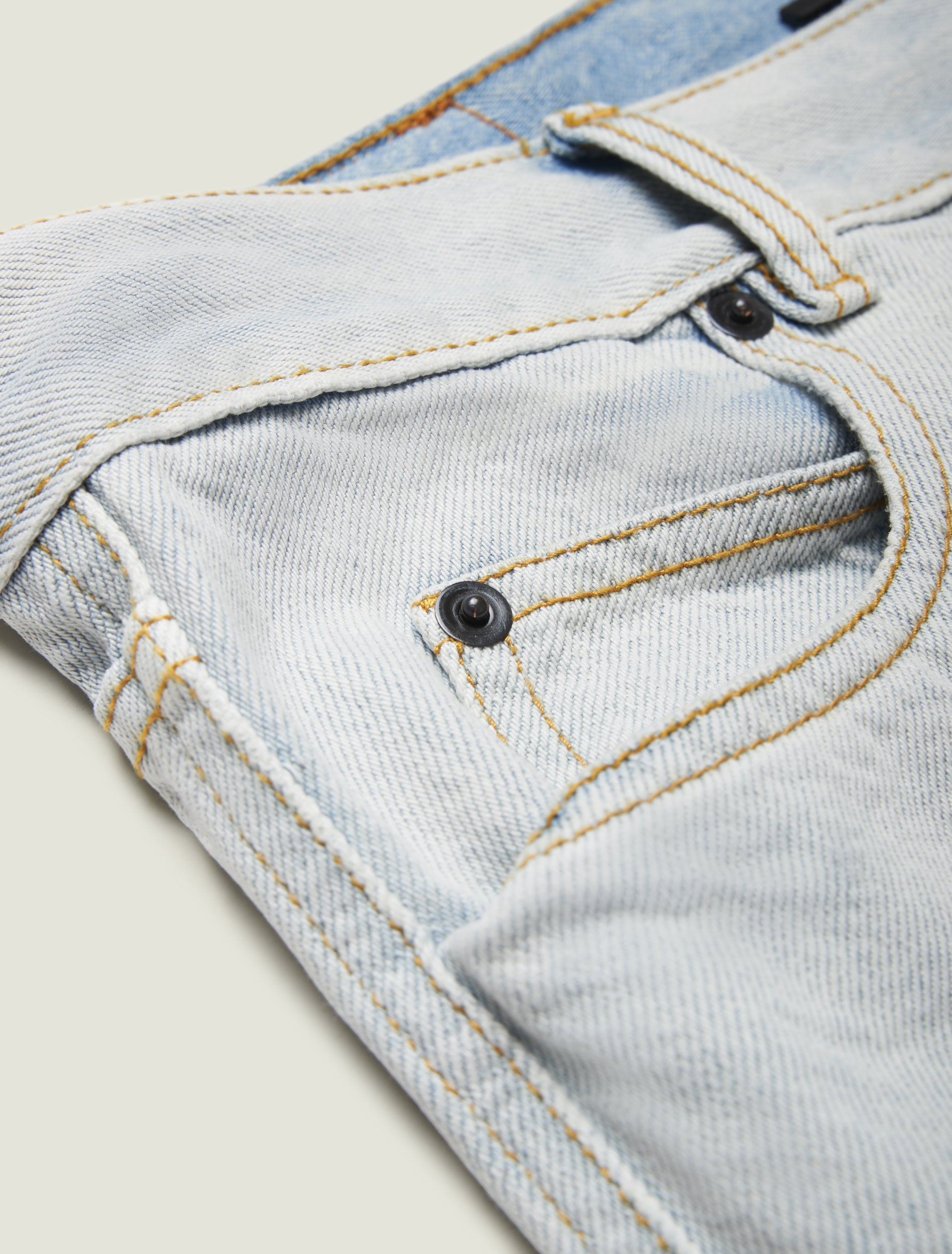 ioannes-regular-fit-jeans-herren-sunbleached-wash image 4