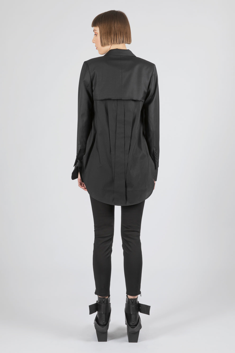 esther-perbandt-cutted-jacke-damen-schwarz-36-wolle-blazer image 5