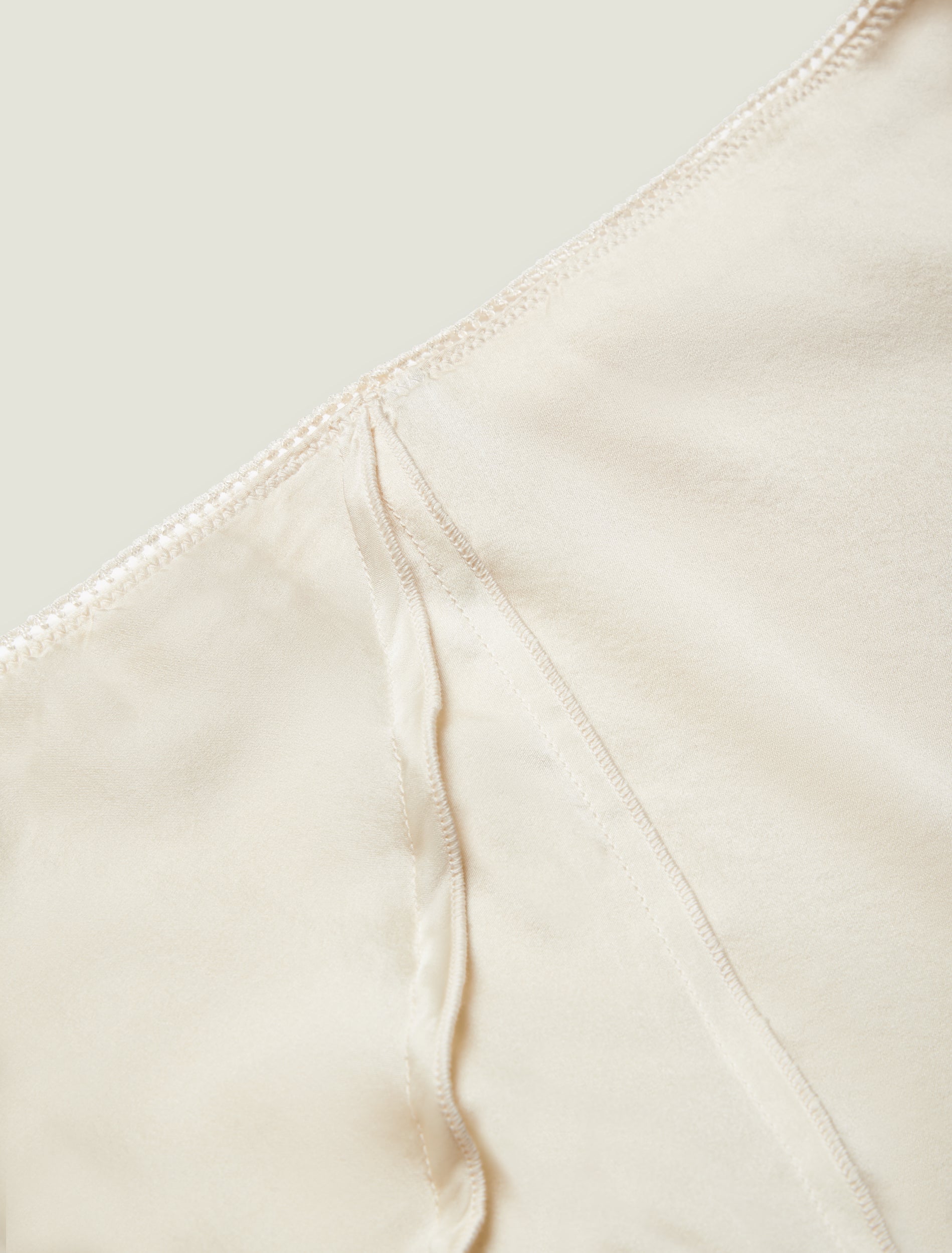 ioannes-bias-skirt-damen-seiden-minirock-slim-fit image 2