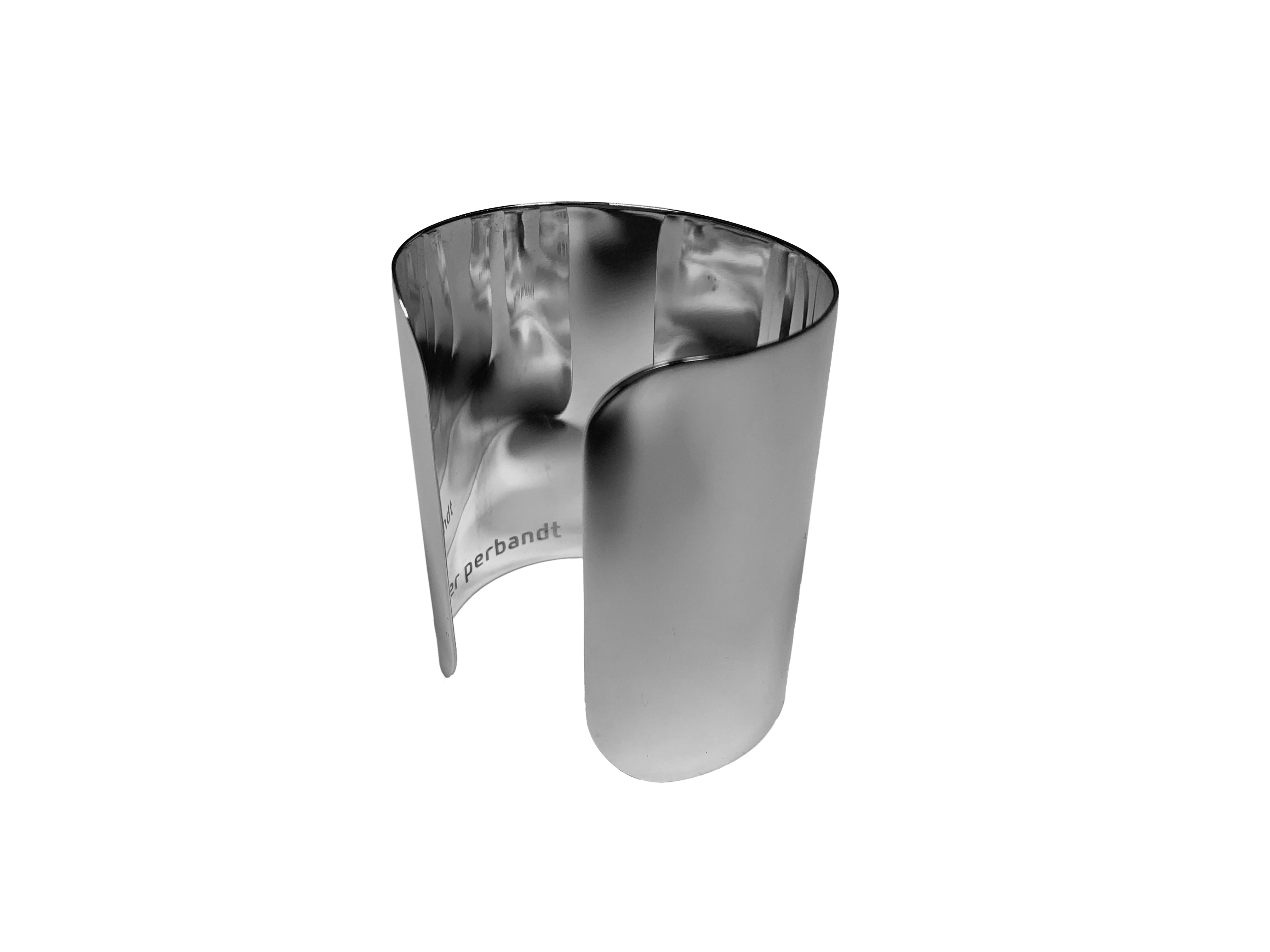 esther-perbandt-plain-cuff-armreif-silber-breit-verstellbar image 6