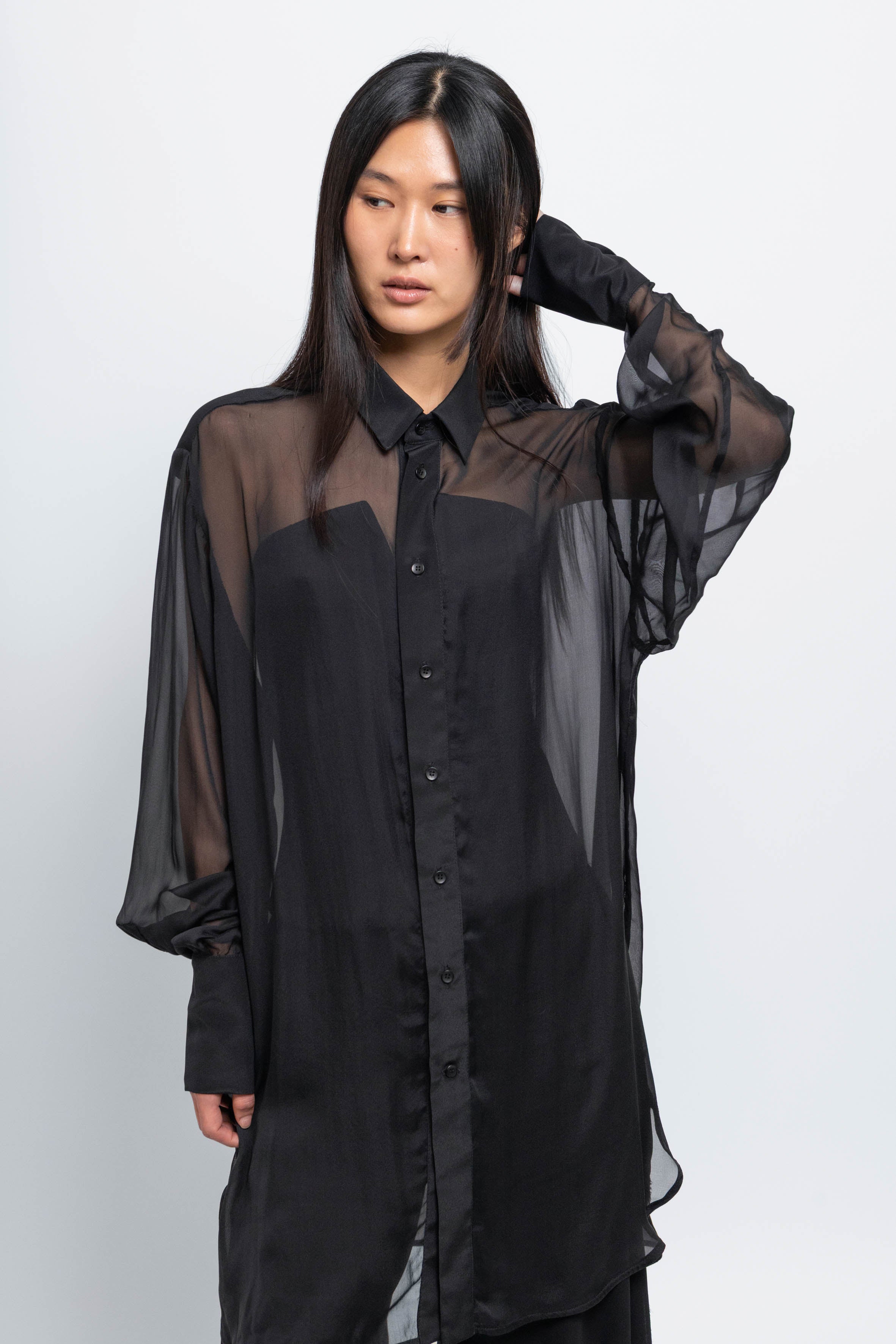 esther-perbandt-float-silk-bluse-schwarz-seide-oversized image 3