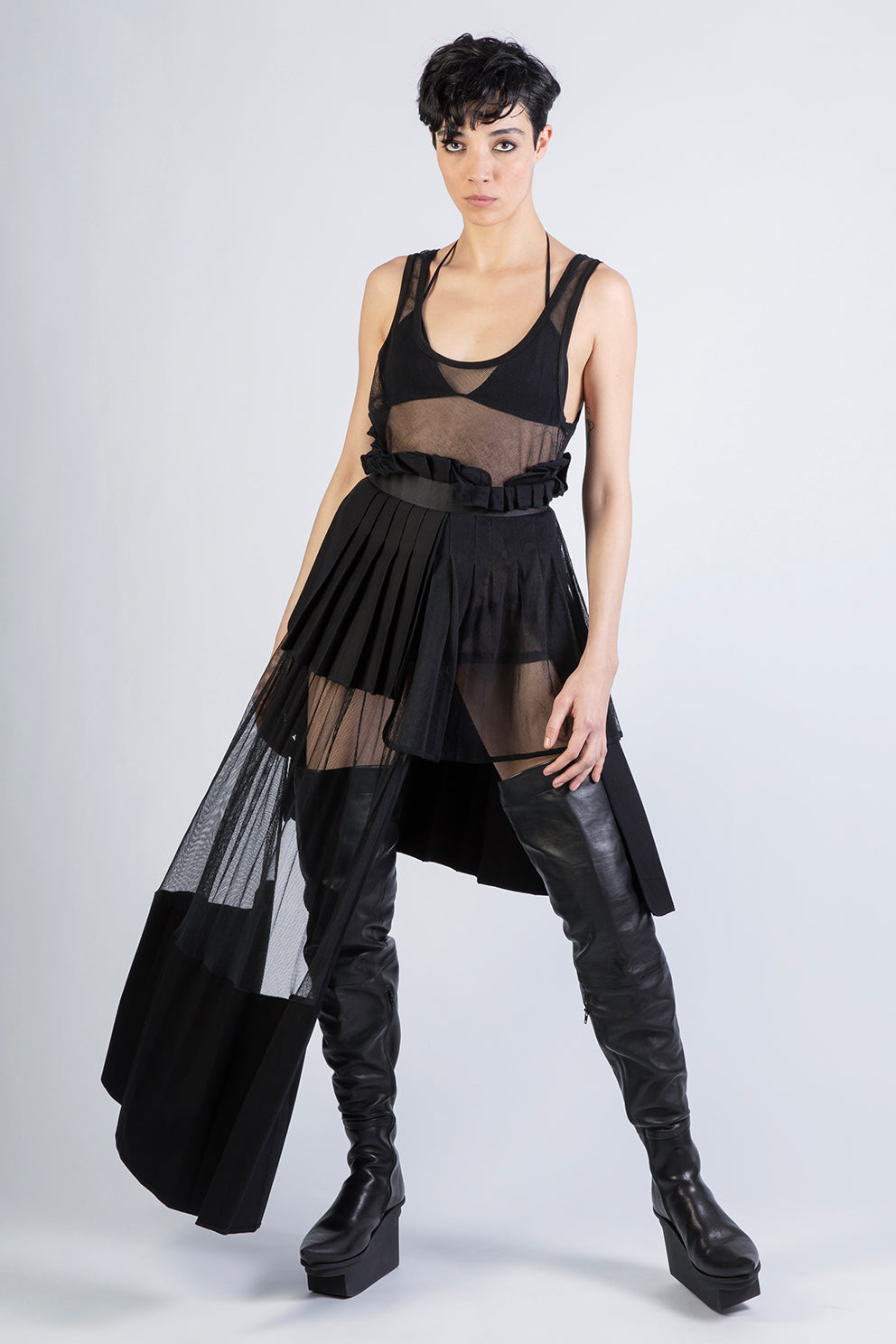 esther-perbandt-mesh-rock-damen-schwarz-asymmetrisch image 1