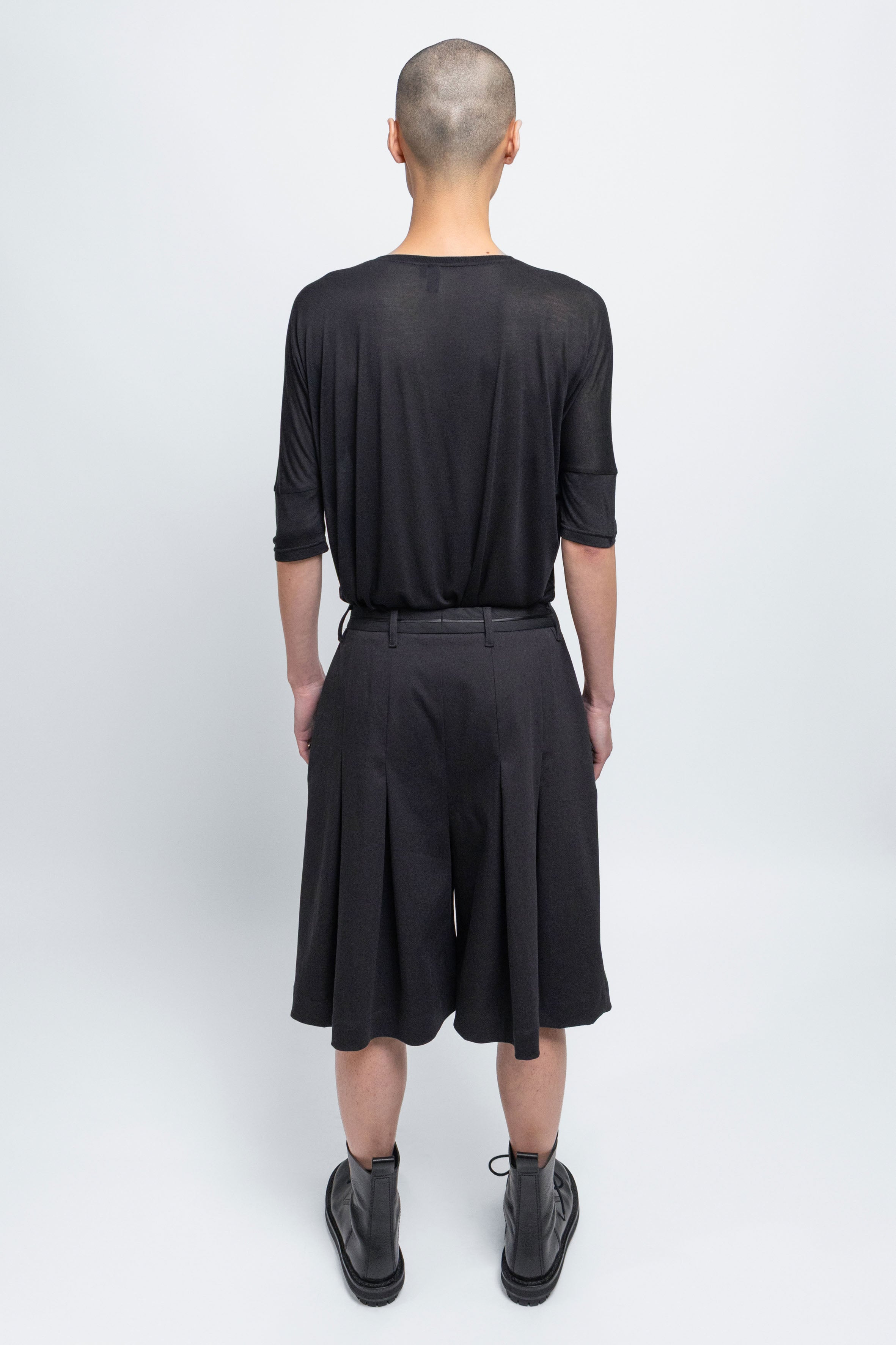 esther-perbandt-waistband-bermuda-herren-schwarz-50 image 6