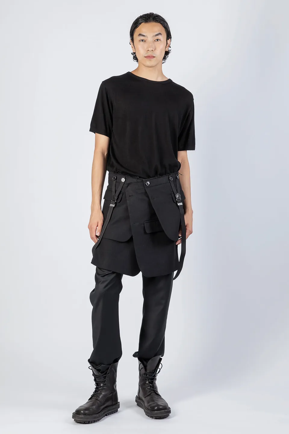 esther-perbandt-dinner-rock-herren-schwarz-wolle-asymmetrisch image 1