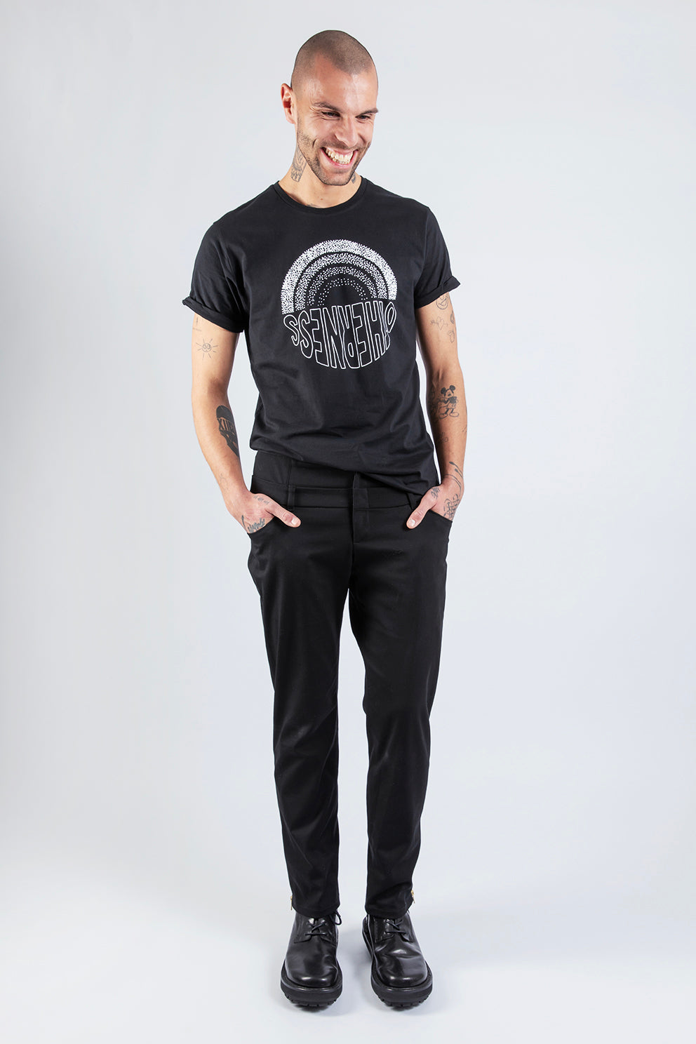 esther-perbandt-otherness-rainbow-t-shirt-schwarz-bio image 3