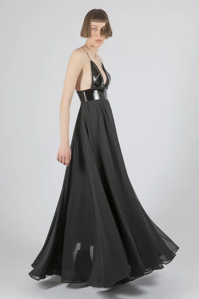 esther-perbandt-rooftop-kleid-schwarz-lang-tellerrock image 1