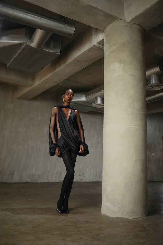 fruch-etre-minikleid-drapiert-schlicht image 1