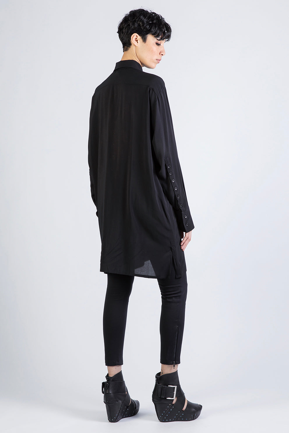 esther-perbandt-breeze-long-bluse-damen-schwarz-viskose image 5