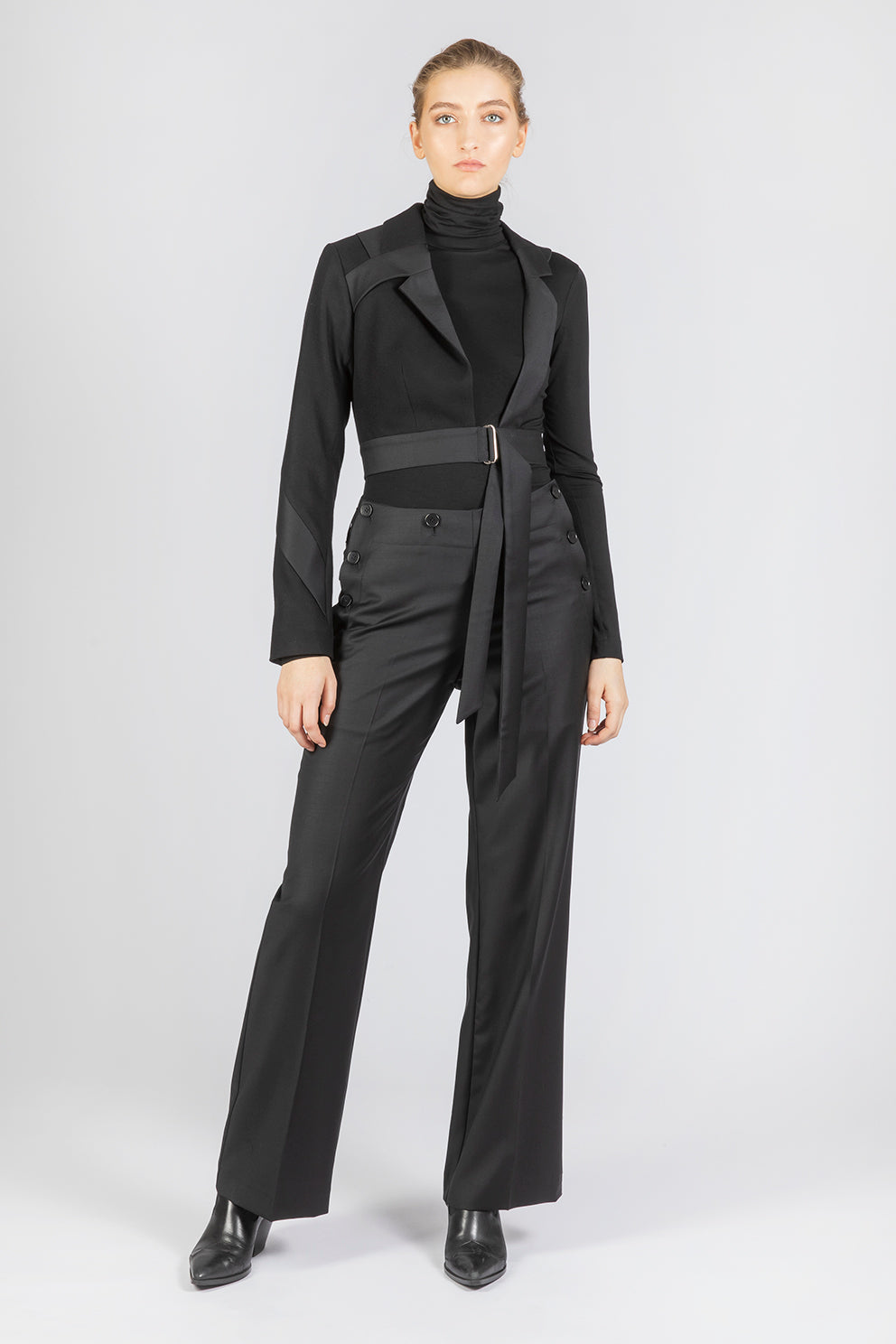 esther-perbandt-half-bond-jacke-damen-schwarz-wolle image 6