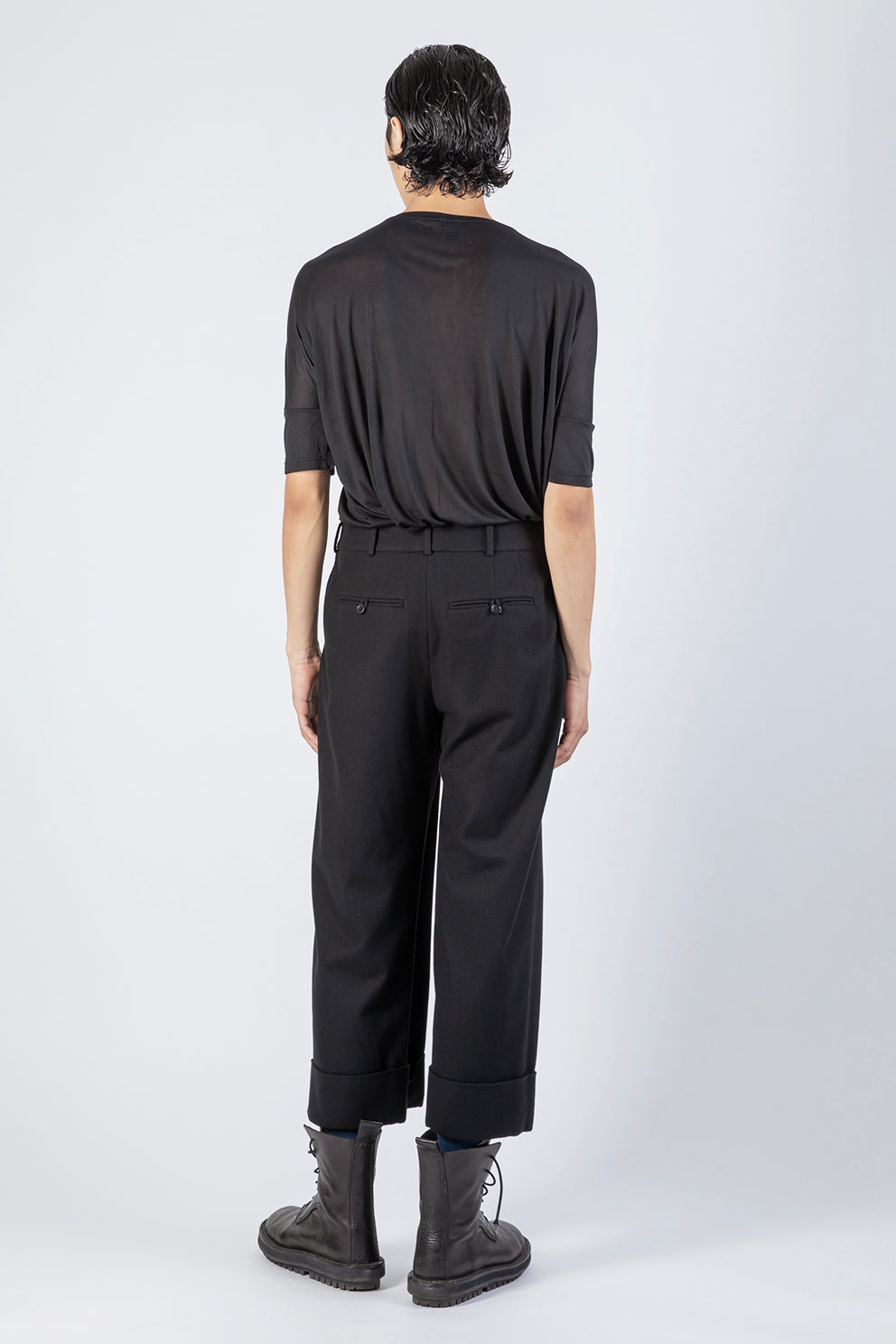 esther-perbandt-unfold-hose-herren-schwarz-wolle image 4