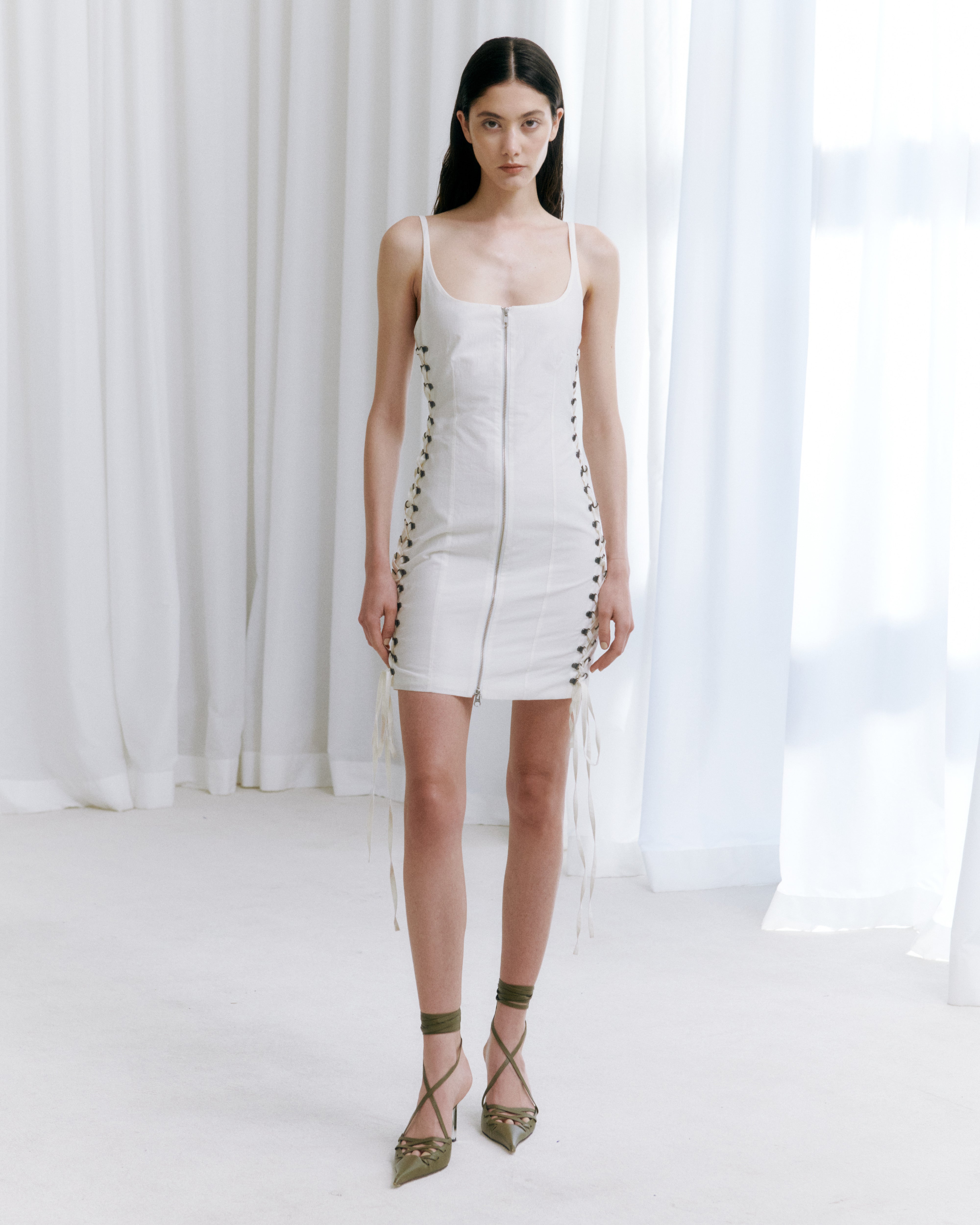 ioannes-laced-dress-slip-kleid-mini-spitze-reiverschluss image 2