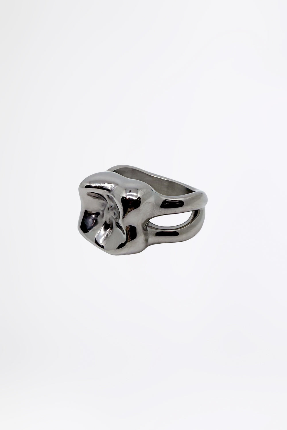 esther-perbandt-single-tooth-ring-silber-edelstahl image 1