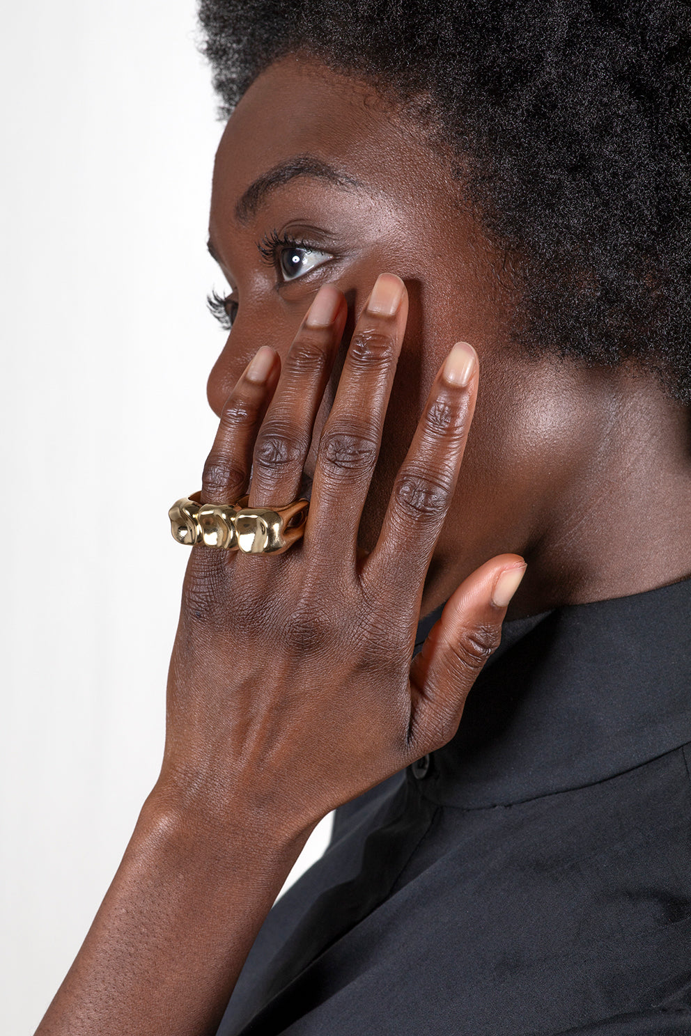 esther-perbandt-triple-tooth-ring-gold-edelstahl image 3