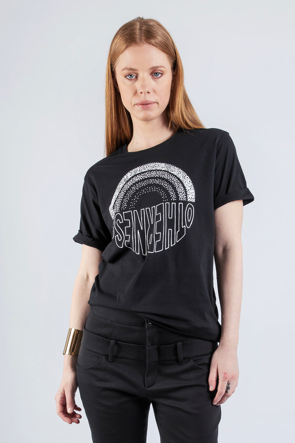 esther-perbandt-otherness-rainbow-t-shirt-damen-schwarz-bio image 2