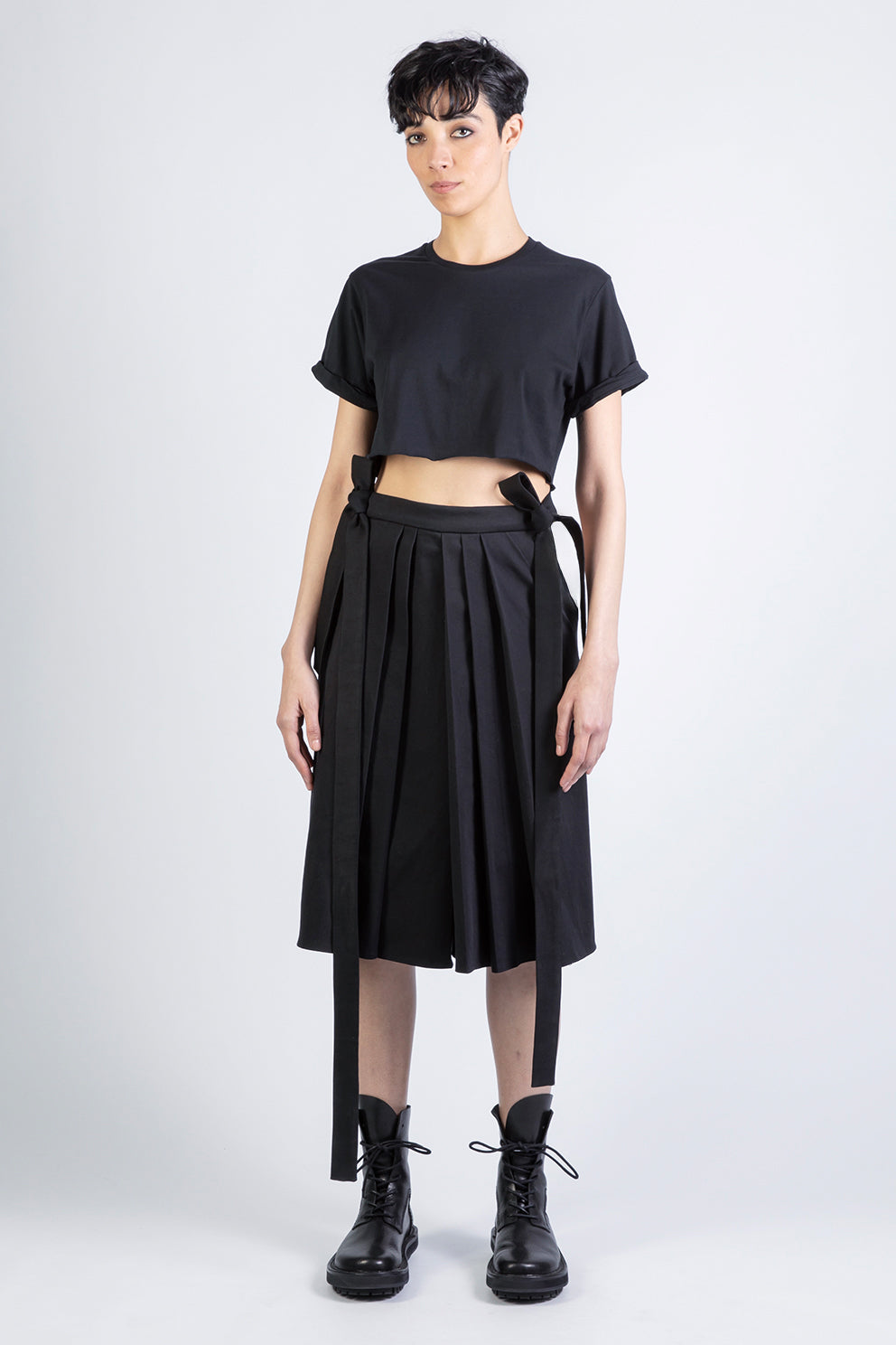 esther-perbandt-martial-art-hose-schwarz-weit-bindebund image 1