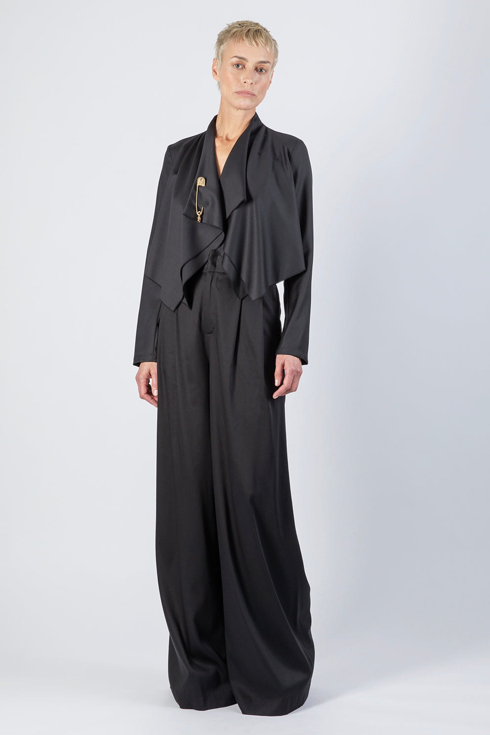 esther-perbandt-flag-suspense-jacke-damen-schwarz-wolle image 7