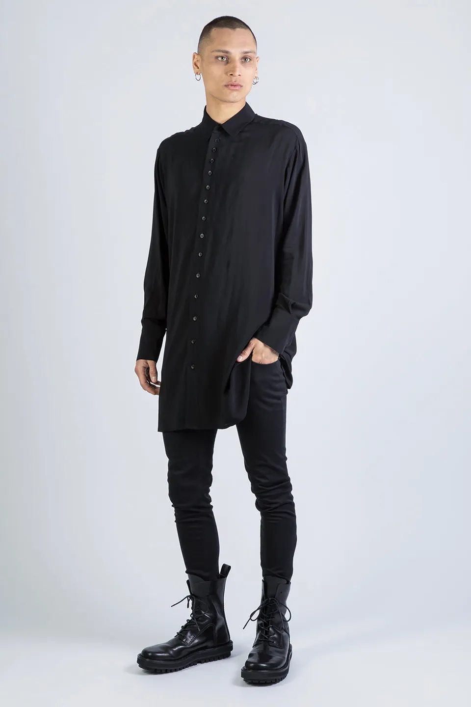 esther-perbandt-breeze-long-hemd-herren-schwarz-lose image 1