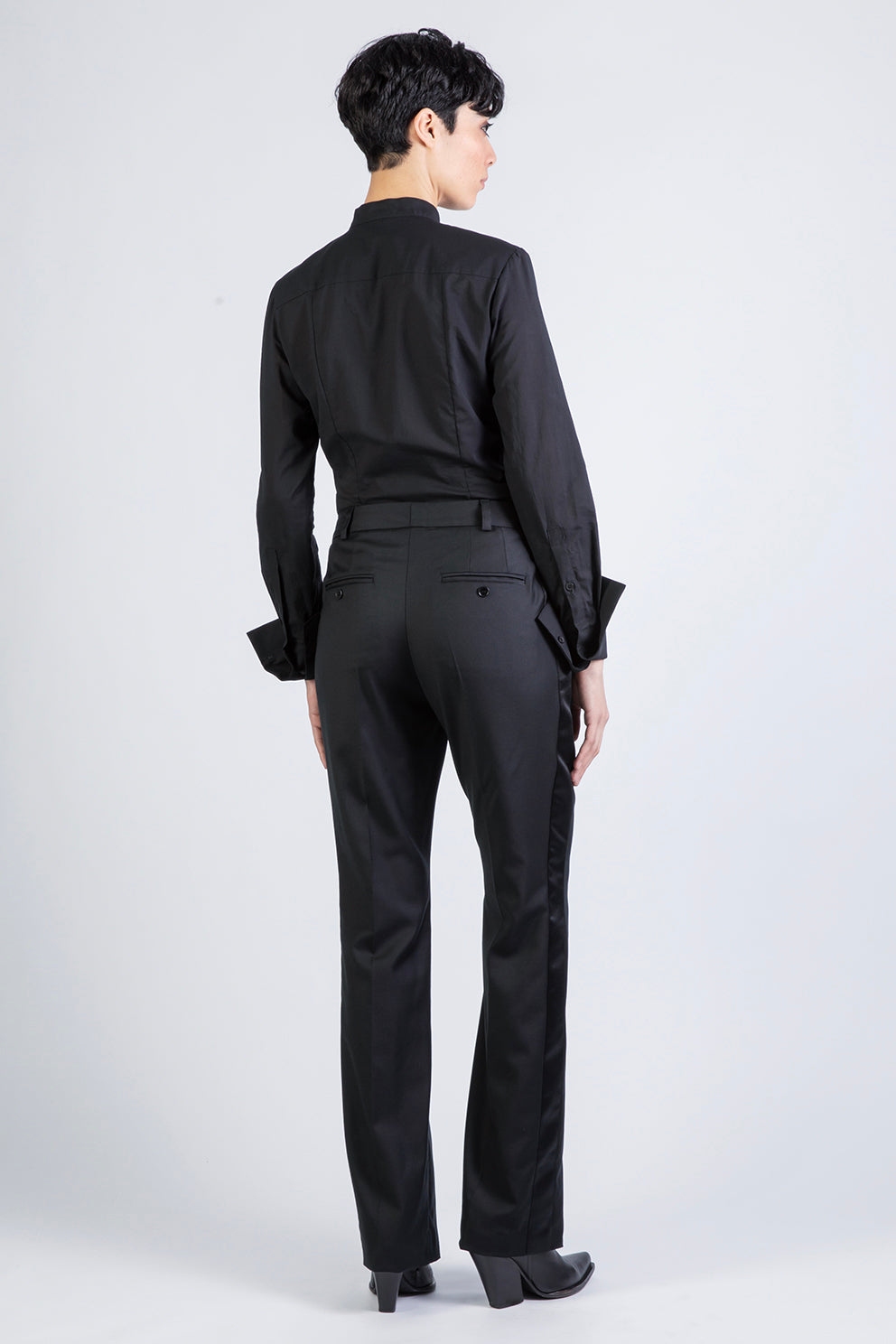 esther-perbandt-bow-bluse-schwarz-baumwolle-slim-fit image 4