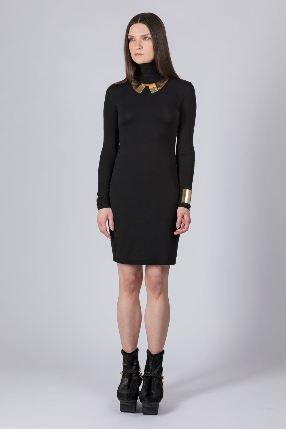 esther-perbandt-turtleneck-kleid-damen-schwarz-bambus image 7