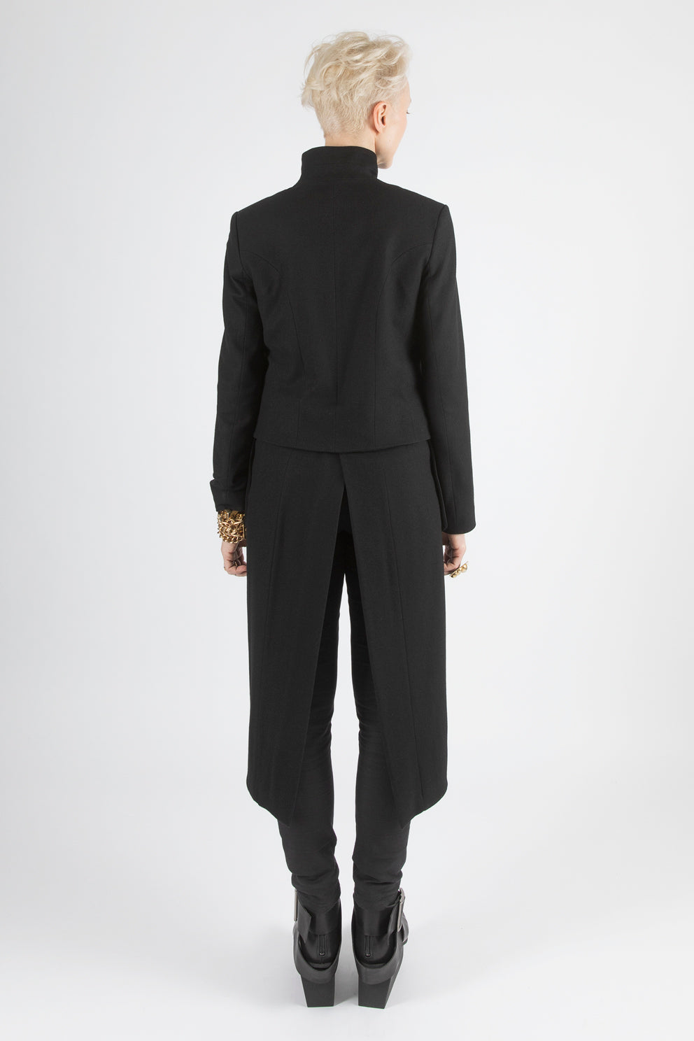 esther-perbandt-tailcoat-mantel-schwarz-wolle-damen image 7