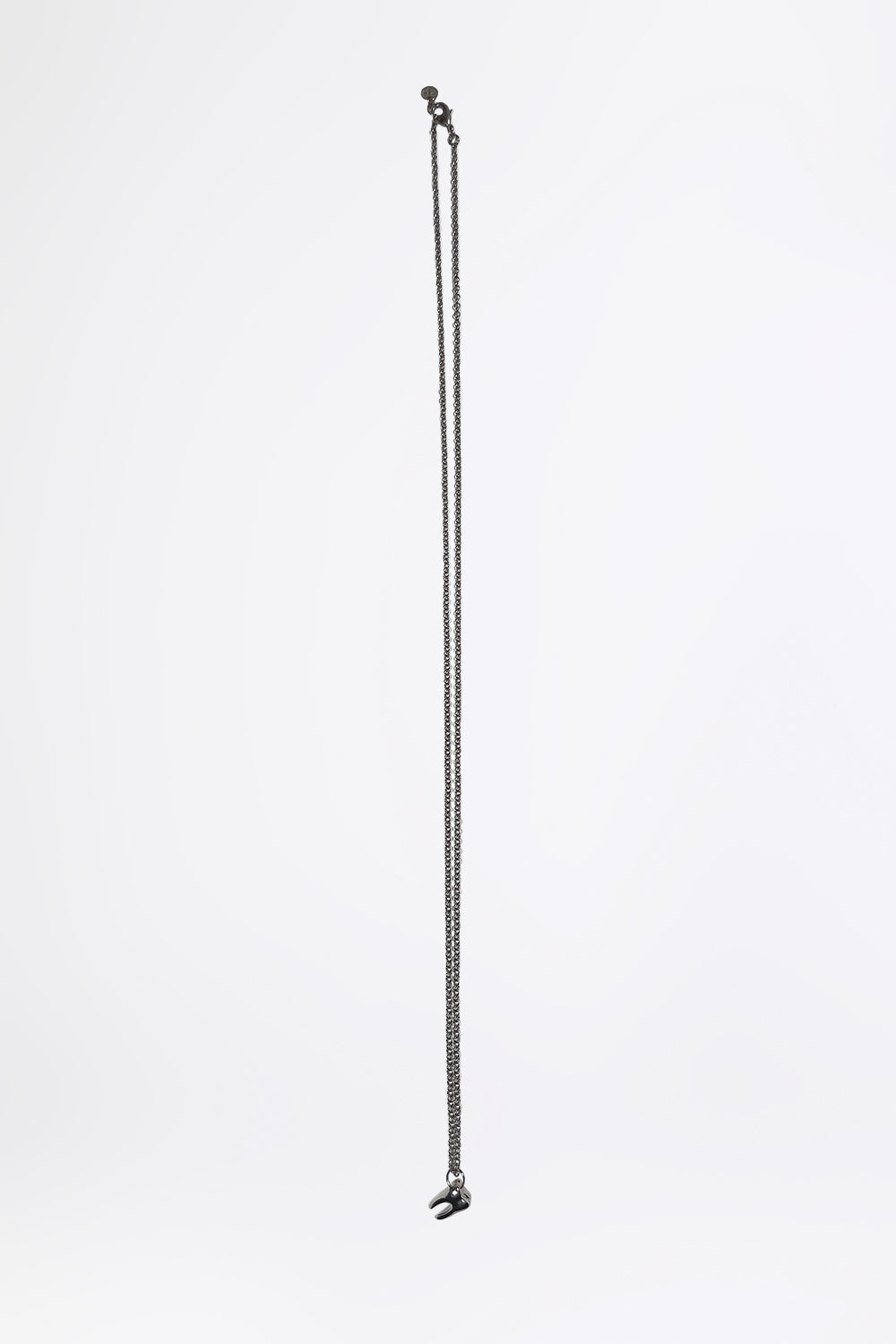esther-perbandt-tooth-lange-kette-silber-mit-zahnanh-nger image 4