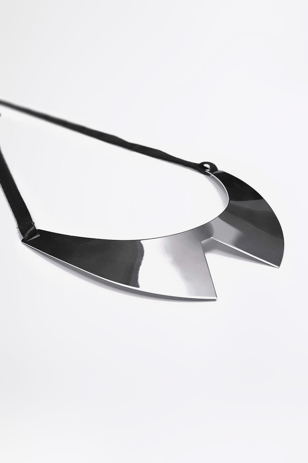 esther-perbandt-collar-halskette-silber-edelstahl-choker image 1
