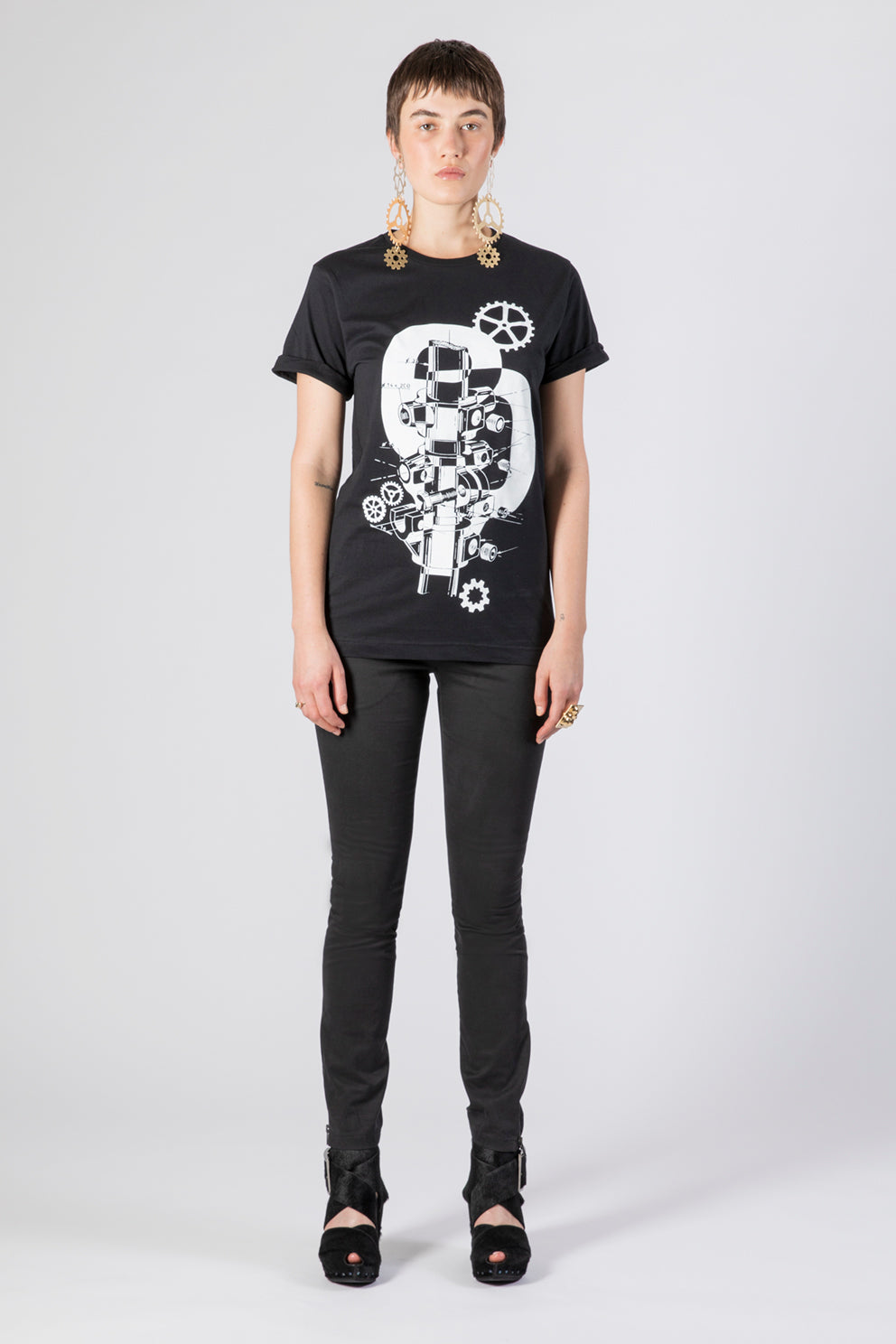 esther-perbandt-dream-machine-t-shirt-damen-schwarz-bio-baumwolle image 3