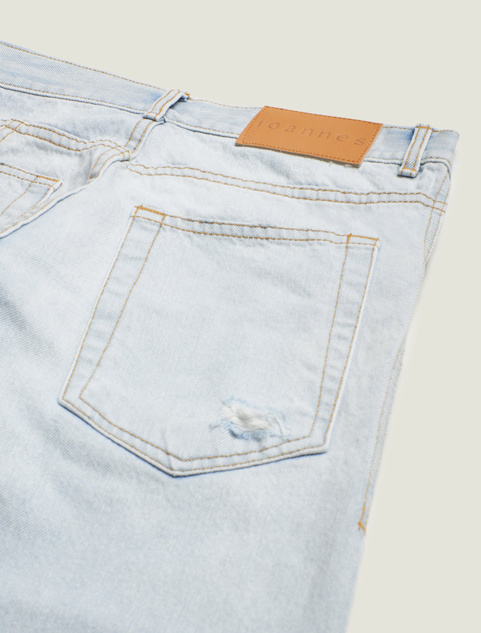 ioannes-straight-leg-jeans-sunbleached-hellblau-damen image 4