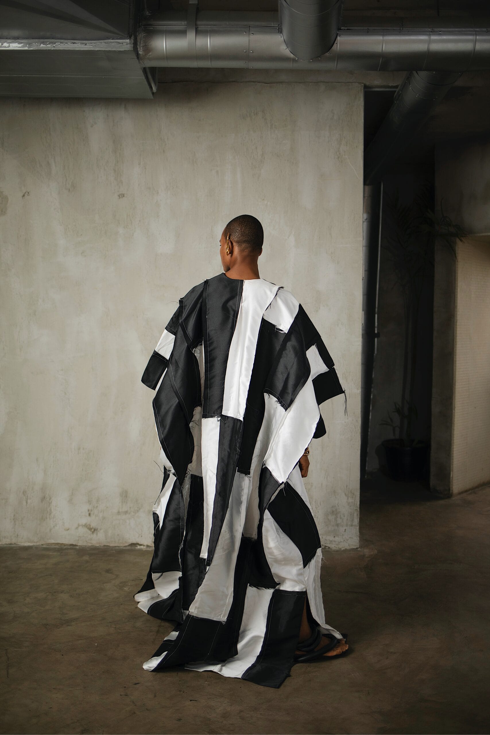 fruch-agbada-101-patchwork-kaftan-schwarz-wei image 2