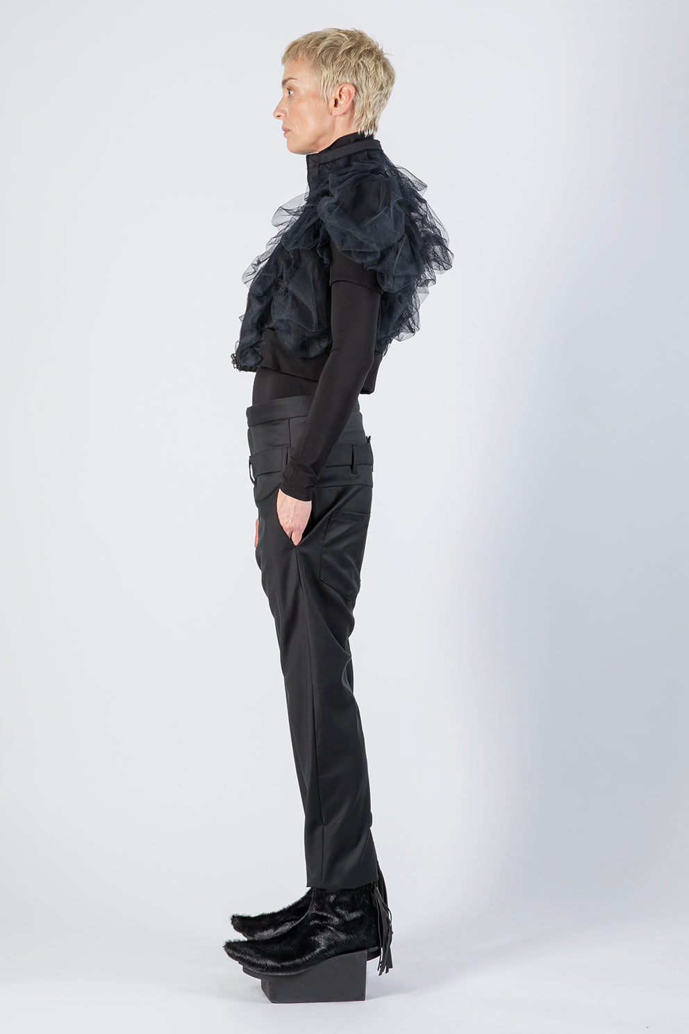 esther-perbandt-planet-e-minijacke-damen-schwarz-baumwolle image 5