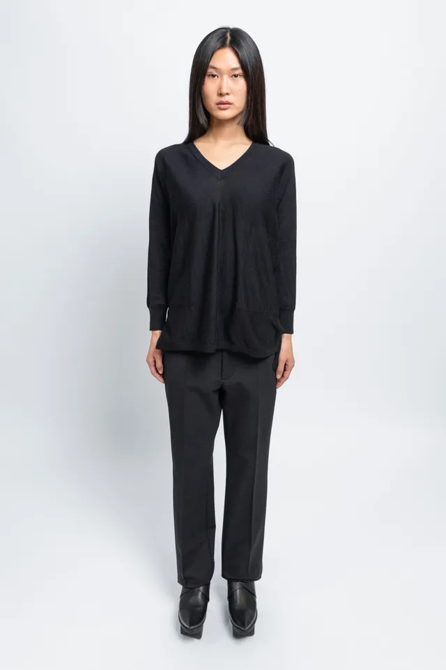 esther-perbandt-moonlight-v-neck-pullover-schwarz-merinowolle image 1
