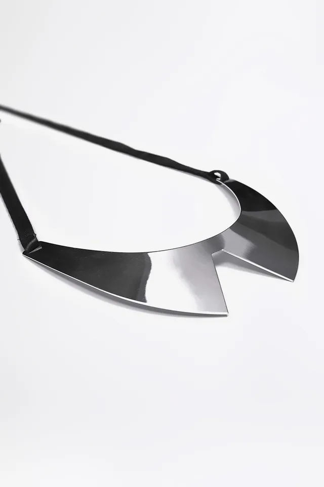 esther-perbandt-collar-halskette-silber-edelstahl-choker image 1