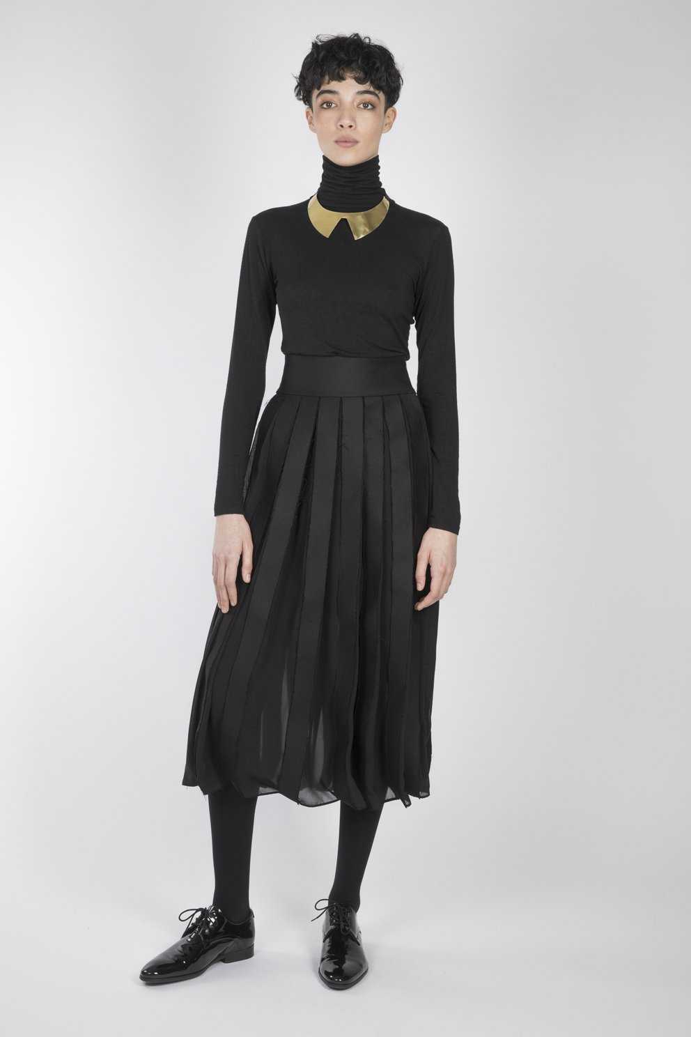 esther-perbandt-collar-halskette-gold-verstellbar image 3