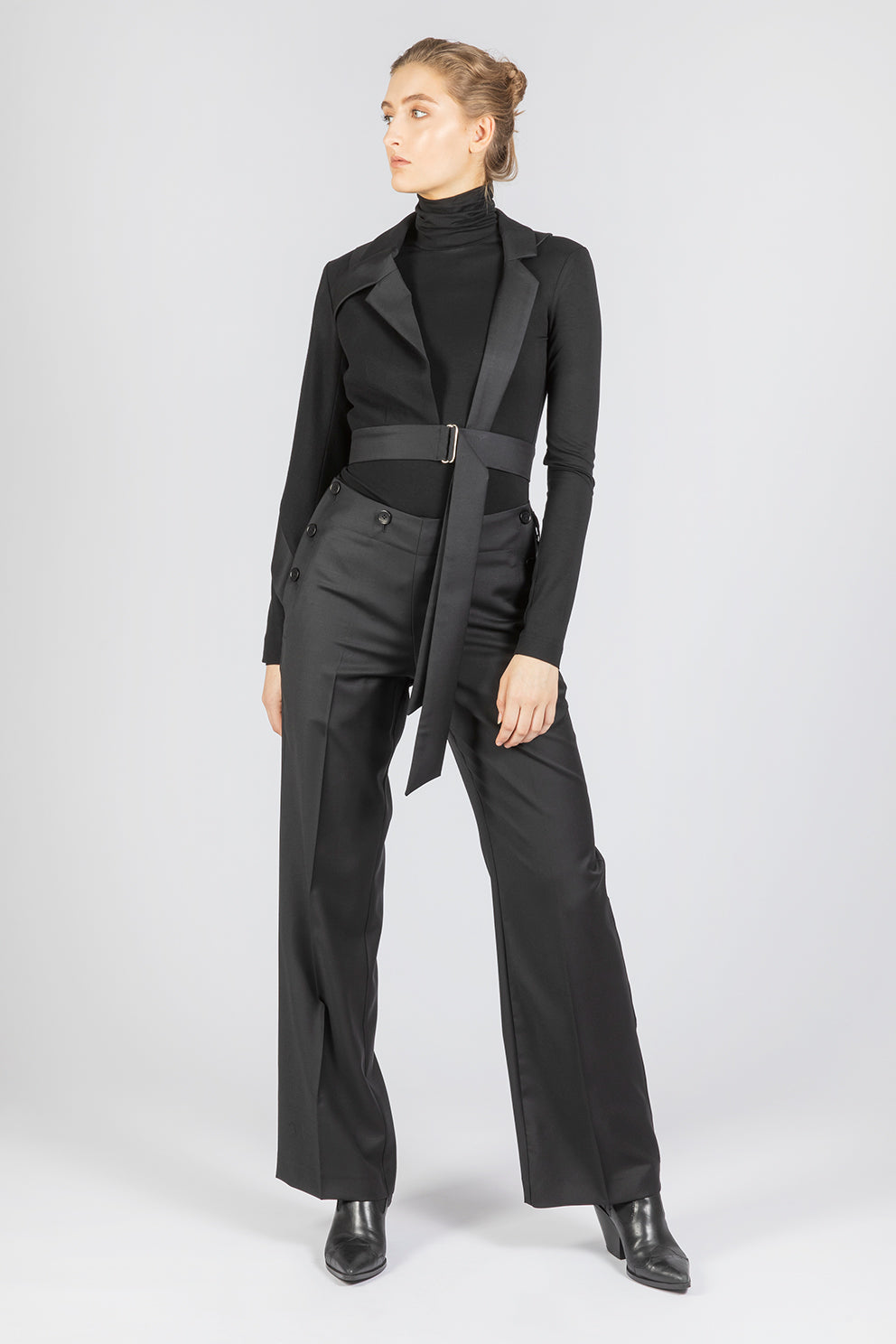 esther-perbandt-half-bond-jacke-damen-schwarz-wolle image 1