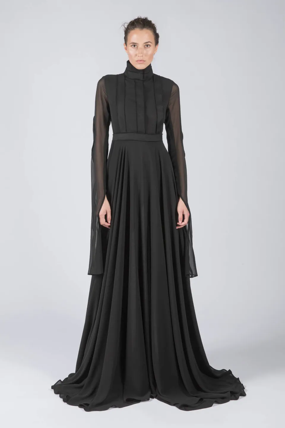 esther-perbandt-houston-kleid-damen-schwarz-lang-seide image 1