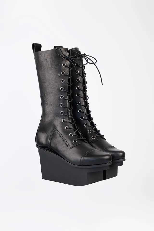 esther-perbandt-highrider-schuhe-trippen-schwarz-plateau image 1