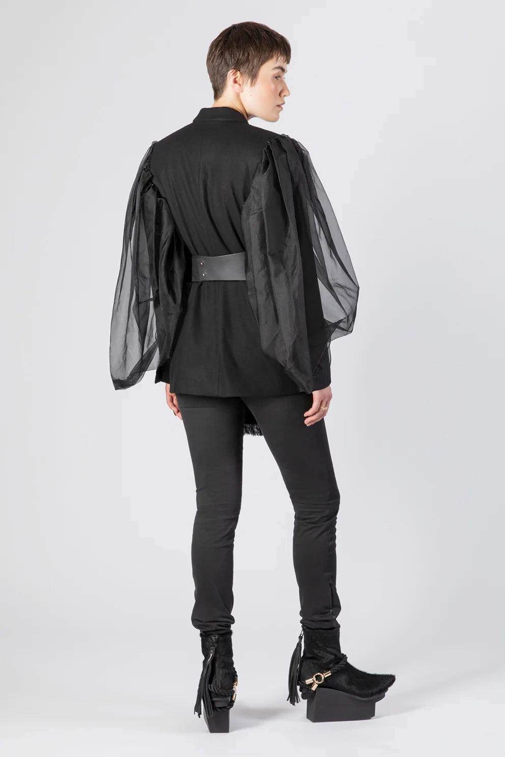 esther-perbandt-large-leather-g-rtel-schwarz image 3