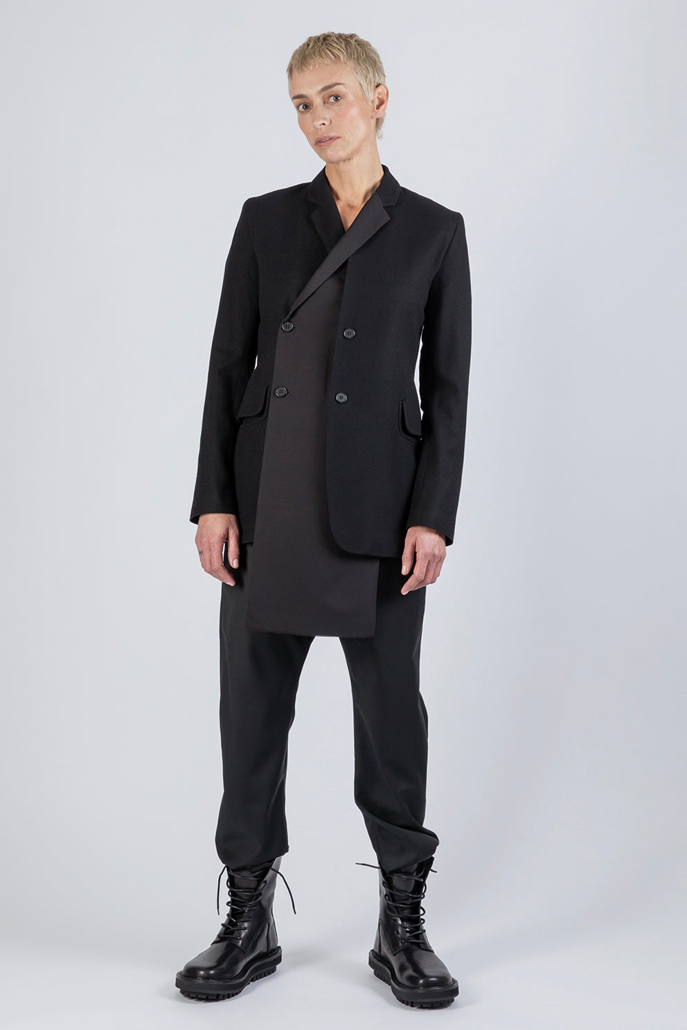 esther-perbandt-fake-double-breasted-jacke-schwarz-wolle image 1