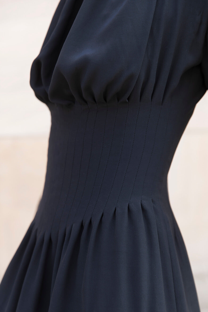 esther-perbandt-cherry-on-the-cake-kleid-schwarz-viskose image 5