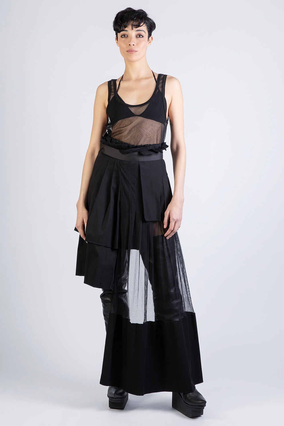 esther-perbandt-mesh-rock-damen-schwarz-asymmetrisch image 4