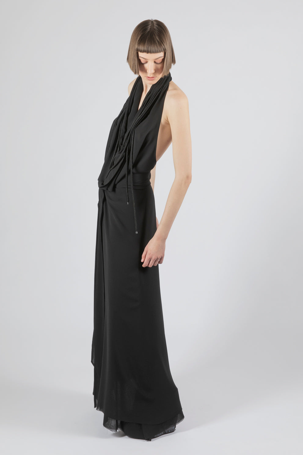 esther-perbandt-saturn-long-kleid-schwarz-wickelkleid image 5