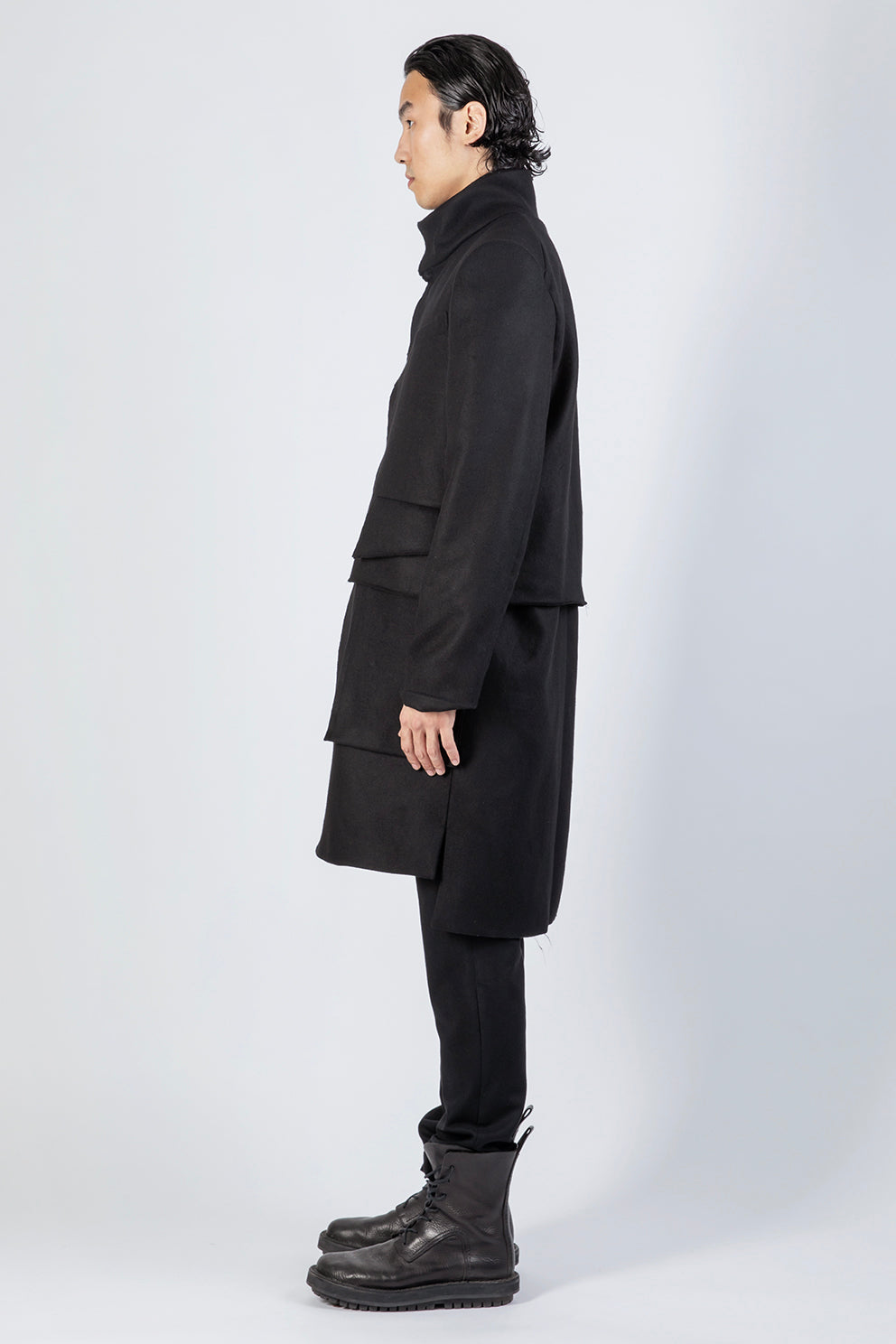 esther-perbandt-walker-mantel-herren-schwarz-wolle image 6