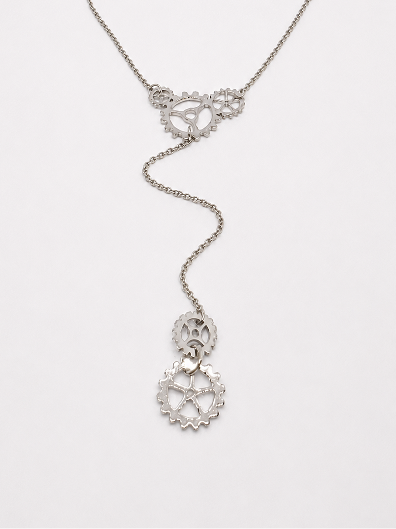 esther-perbandt-gearwheel-lange-silber-halskette-silber-ankerkette image 1