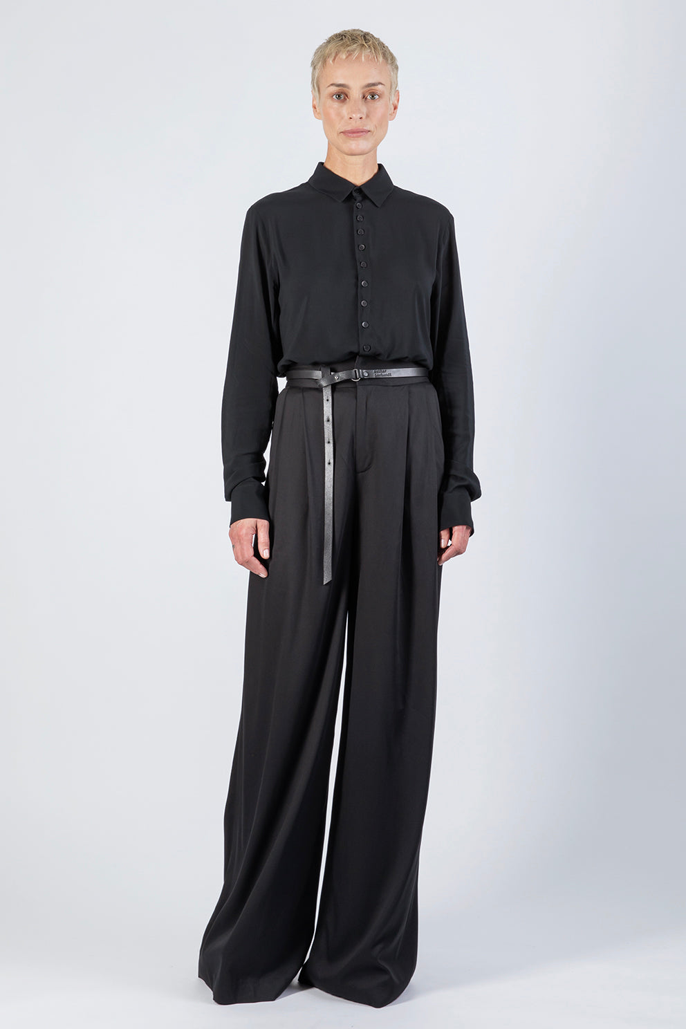 esther-perbandt-george-shirt-damen-schwarz-viskose image 1