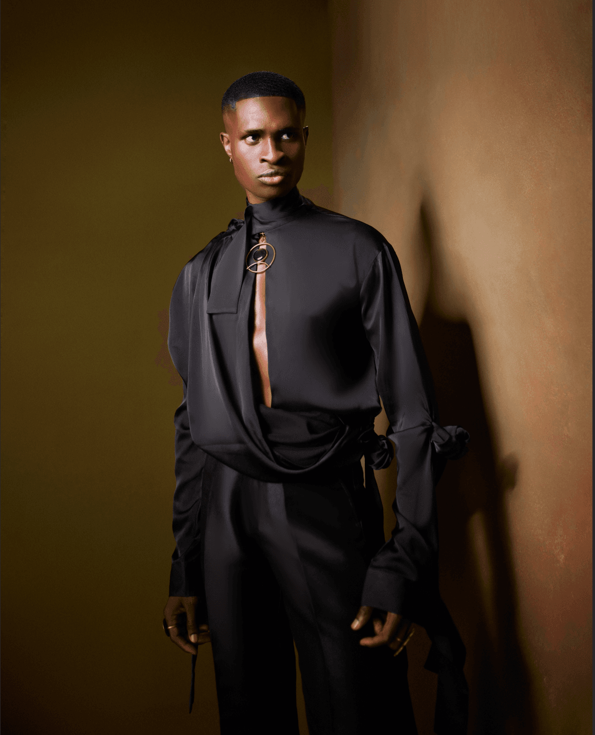 fruch-larry-shirt-unisex-satin-hemd-drapiert-knoten image 1