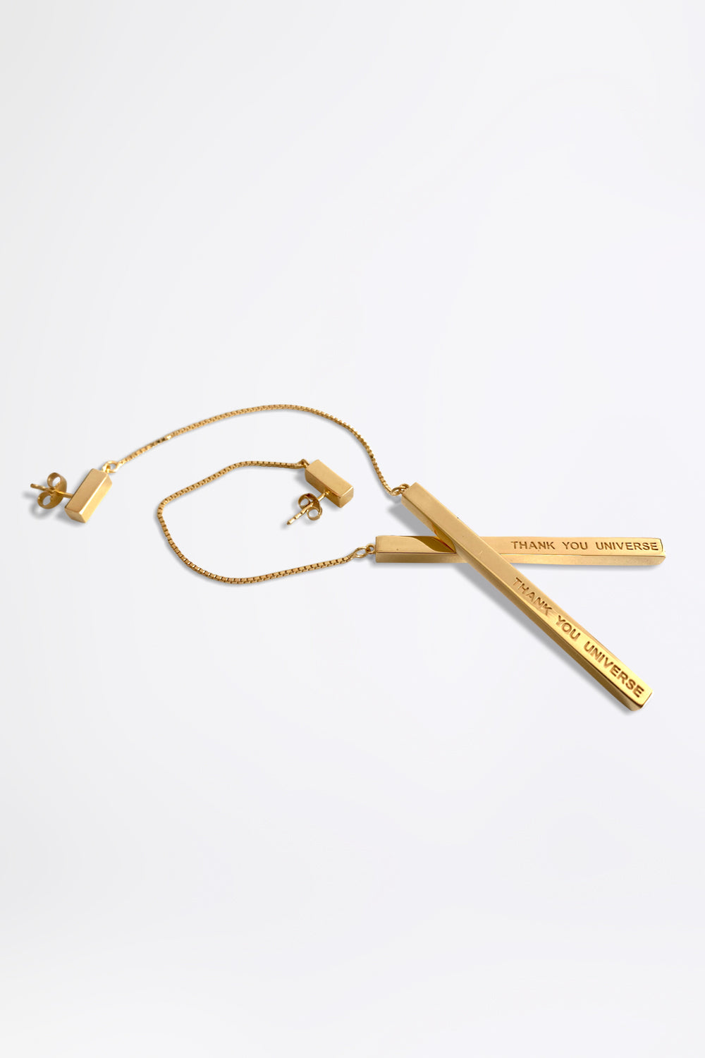esther-perbandt-thank-you-universe-ohrring-gold-kette image 1