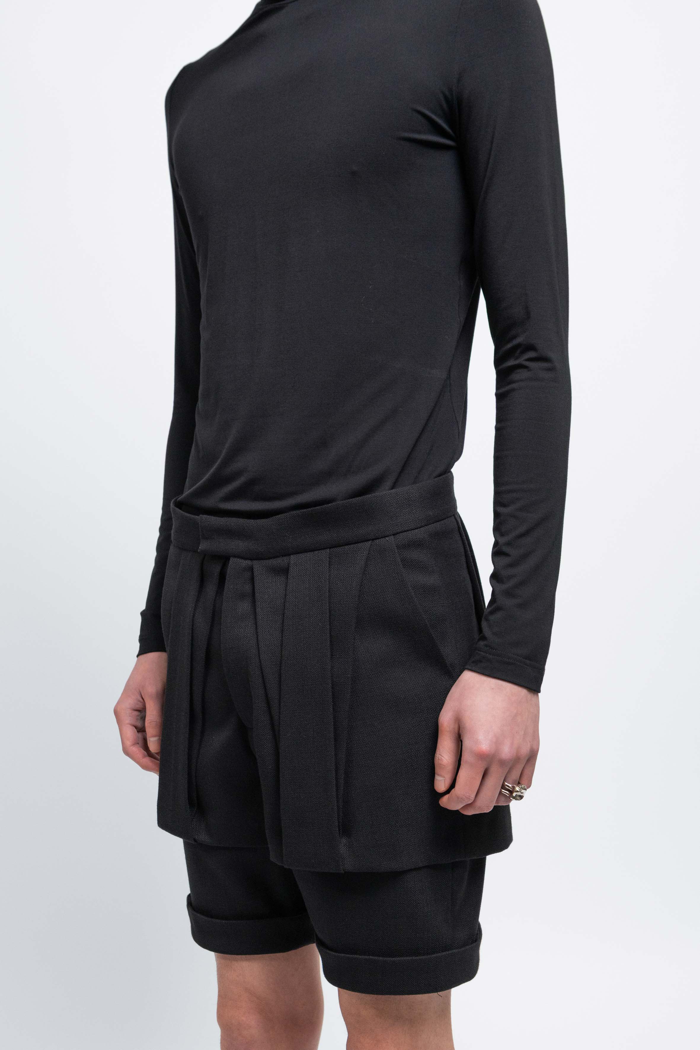 esther-perbandt-roy-shorts-herren-schwarz-high-waist image 8